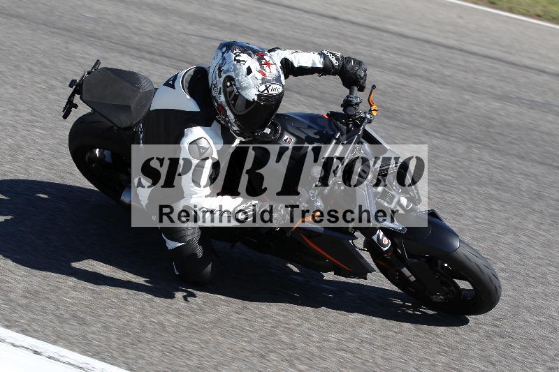 Archiv-2025/48 25.08.2025 Cornu Master School ADR/rot-rouge/62